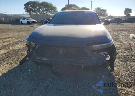 2025 Honda Accord Hybrid Sport-L z USA, uszkodzony, nr VIN 1HGCY2F78SA081379